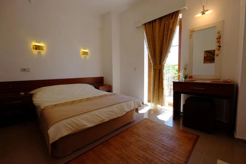 Flying Dutchman Hotel Oludeniz 3*,